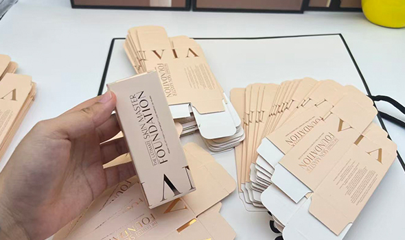 Double Tuck Box vs Mailer Box vs Lid and Base Box How to Choose the Right Packaging for Your Brand